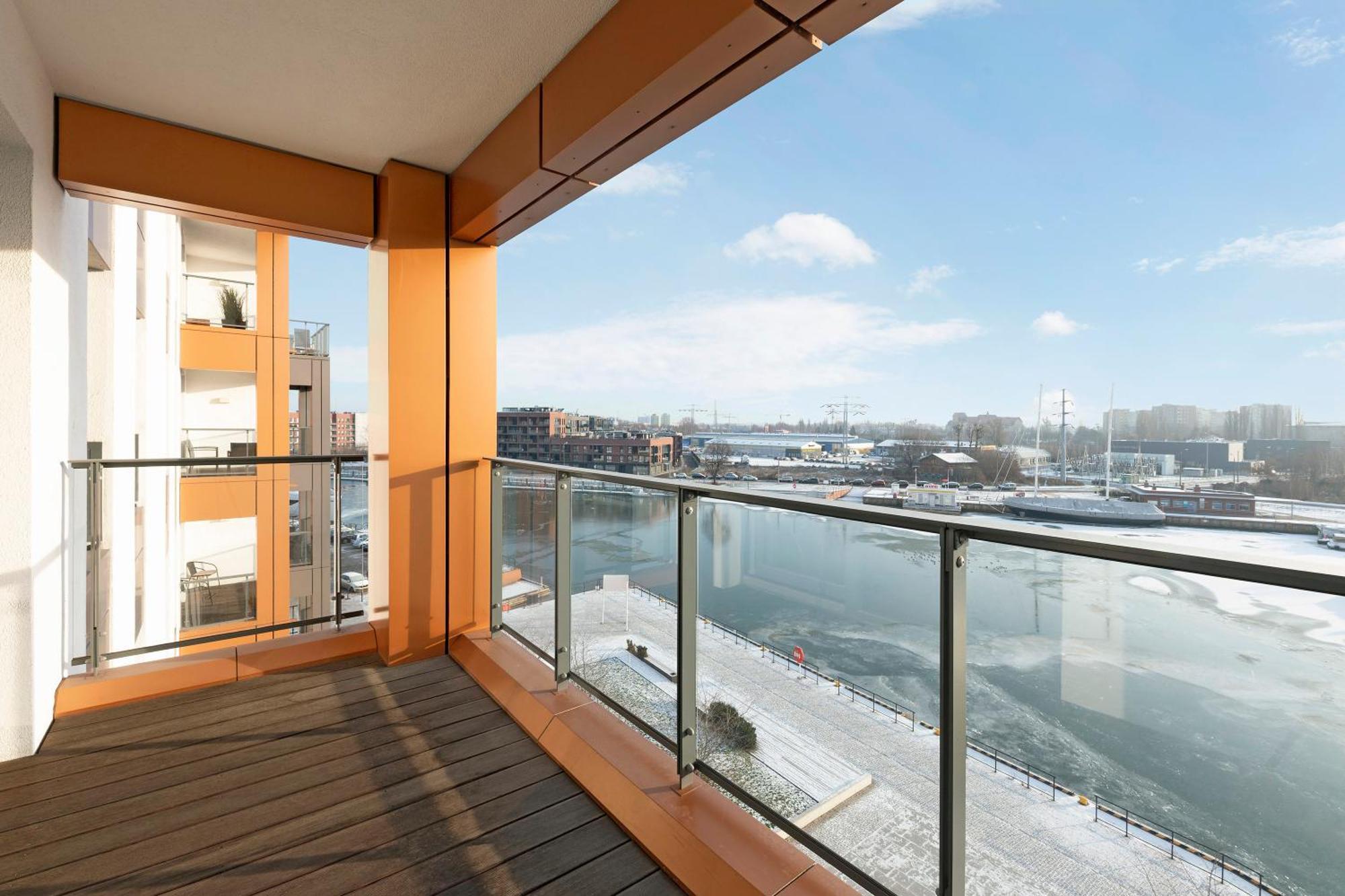 Blue Mandarin Riverside Gdansk Bilik gambar