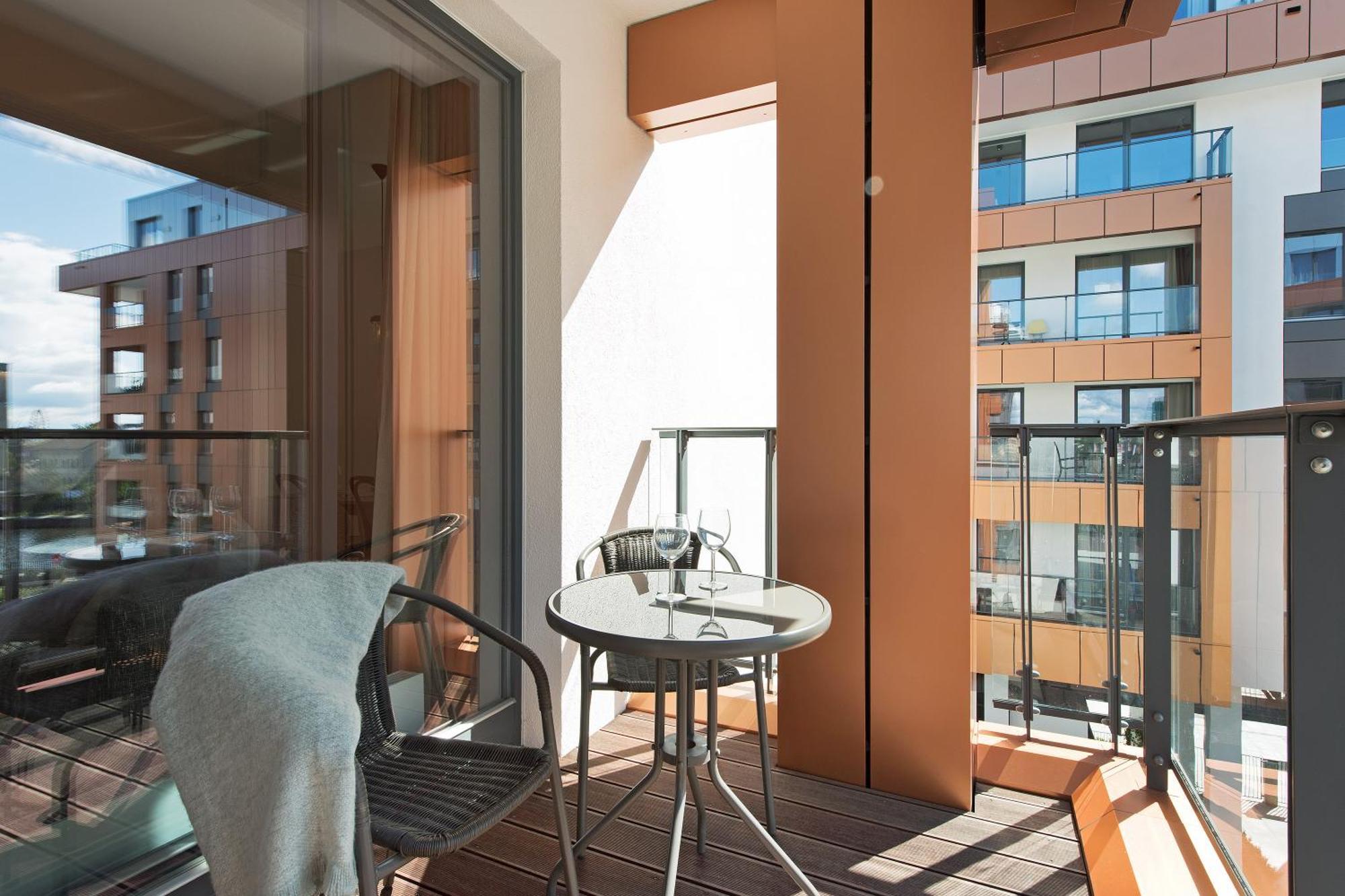Blue Mandarin Riverside Gdansk Luaran gambar